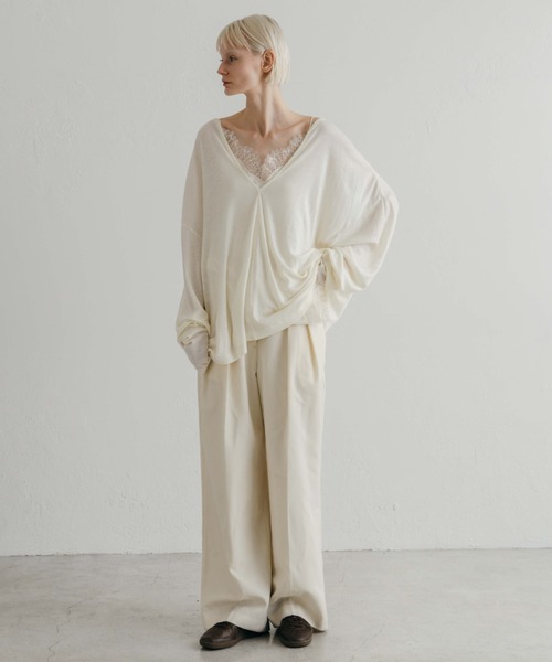 CREDONA（クレドナ）の「SUPER 120s FINE WOOL V NECK KNIT/スーパーファインウールネックニット（Tシャツ/カットソー・レディース・ブラック/アイボリー/グレー・FREE）」の18枚目の写真