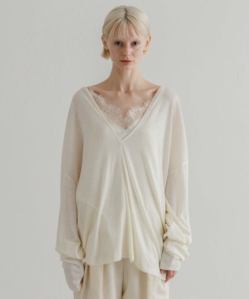 CREDONA（クレドナ）の「SUPER 120s FINE WOOL V NECK KNIT/スーパーファインウールネックニット（Tシャツ/カットソー・レディース・ブラック/アイボリー/グレー・FREE）」の20枚目の写真