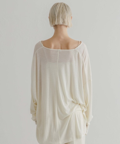 CREDONA（クレドナ）の「SUPER 120s FINE WOOL V NECK KNIT/スーパーファインウールネックニット（Tシャツ/カットソー・レディース・ブラック/アイボリー/グレー・FREE）」の16枚目の写真