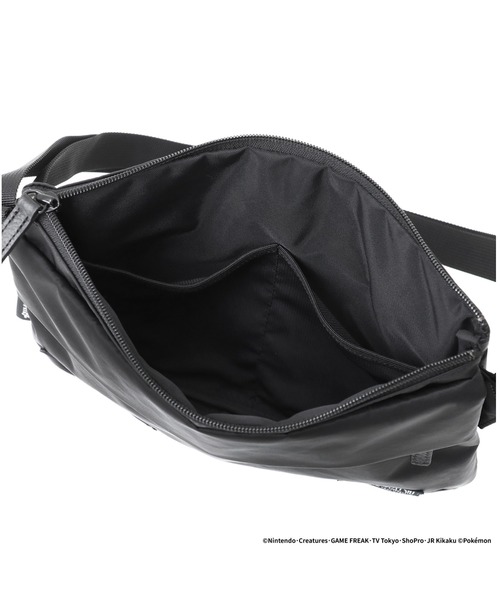 Manhattan Portage BLACK LABEL（マンハッタンポーテージ　ブラックレーベル）の「KENSINGTON SHOULDER BAG TWL POKEMON（ショルダーバッグ・メンズ・ブラック・X-SMALL）」の9枚目の写真