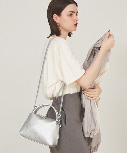 LOWELL things(ロウェル シングス)の「【新色追加/再入荷】Muget/ダブルハンドルミニショルダーBAG(ショルダーバッグ・レディース・アイボリー/ライトブルー/ライラック/ブラック/シルバー/オレンジ/ゴールド/ブルー・フリー)」の10枚目の写真