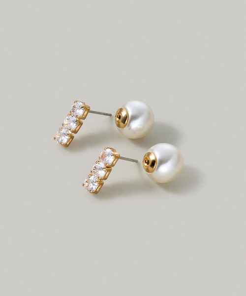 Jolie Toujours（ジョリトゥジュール）の「ビジューラインパールキャッチピアス（ピアス（両耳用）・レディース・ゴールド・FREE）」の4枚目の写真