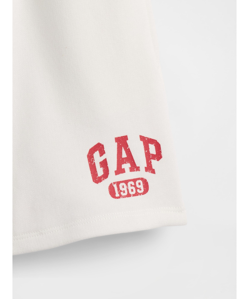 GAP(ギャップ)の「フレンチテリー GAPロゴ スウェットショートパンツ (幼児・ベビー)(スウェットパンツ・キッズ・ネイビー/オフホワイト/グレー・70cm/80cm/90cm/95cm/100cm/105cm/110cm)」の8枚目の写真