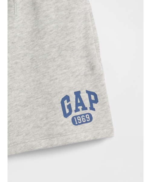 GAP(ギャップ)の「フレンチテリー GAPロゴ スウェットショートパンツ (幼児・ベビー)(スウェットパンツ・キッズ・ネイビー/オフホワイト/グレー・70cm/80cm/90cm/95cm/100cm/105cm/110cm)」の9枚目の写真