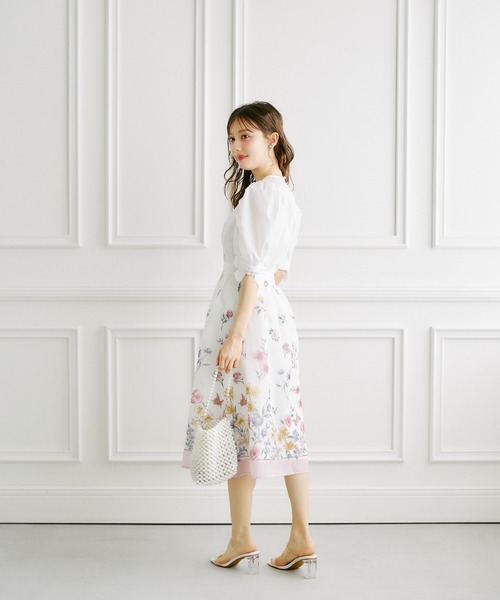 tocco closet（トッコ　クローゼット）の「ラメオーガンジーパネルフラワータックフレアスカート（スカート・レディース・ネイビー/ピンク・M）」の10枚目の写真