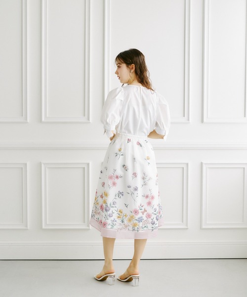 tocco closet（トッコ　クローゼット）の「ラメオーガンジーパネルフラワータックフレアスカート（スカート・レディース・ネイビー/ピンク・M）」の11枚目の写真