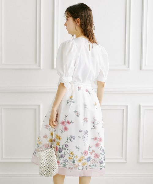 tocco closet（トッコ　クローゼット）の「ラメオーガンジーパネルフラワータックフレアスカート（スカート・レディース・ネイビー/ピンク・M）」の15枚目の写真