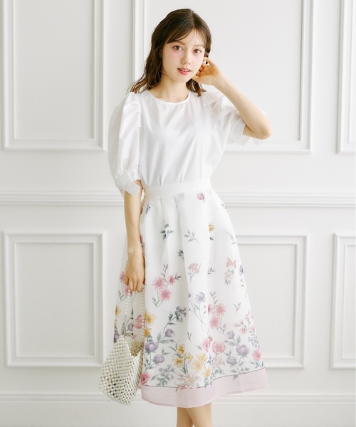 tocco closet（トッコ　クローゼット）の「ラメオーガンジーパネルフラワータックフレアスカート（スカート・レディース・ネイビー/ピンク・M）」の12枚目の写真