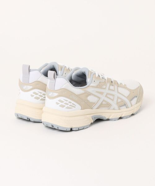 ADAM ET ROPE'（アダムエロペ）の「ASICS GEL-NUNOBUKI（その他シューズ・レディース・ホワイト・23/23.5cm/24/24.5cm/25）」の2枚目の写真