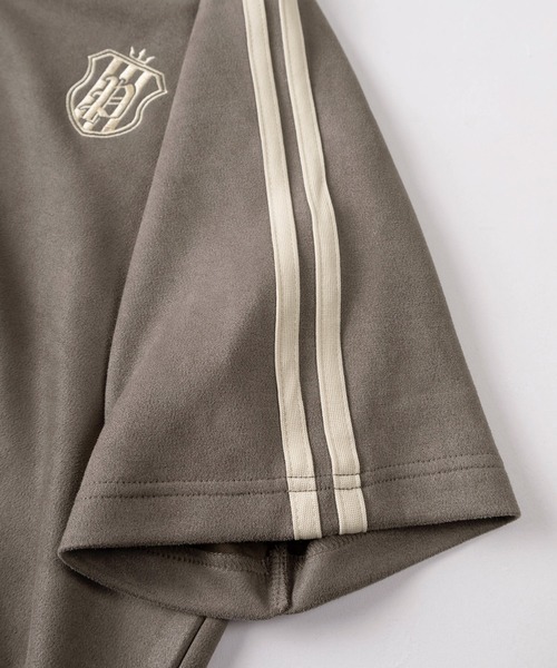 SlashDate（スラッシュデイト）の「【85】フェイクスウェード ロゴ刺繍 ゲームシャツ/ドローコード/ユニセックス/レディース/メンズ（Tシャツ/カットソー・レディース・チャコールグレー/ネイビー/アイボリー・L/M）」の10枚目の写真