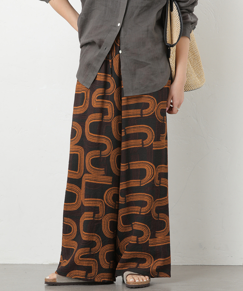JOURNAL STANDARD relume(ジャーナルスタンダード レリューム)の「モダンアフリカンプリントパンツ(その他パンツ・レディース・ブラウン/ブラック・36/38)」の7枚目の写真