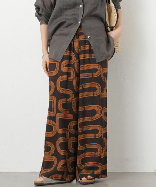 JOURNAL STANDARD relume(ジャーナルスタンダード レリューム)の「モダンアフリカンプリントパンツ(その他パンツ・レディース・ブラウン/ブラック・36/38)」の8枚目の写真