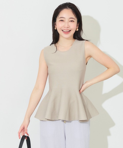 coca(coca)(コカ)の「ノースリーブペプラムニットトップス(ニット/セーター・レディース・ブラック/グレイッシュベージュ・L/M/S)」の9枚目の写真
