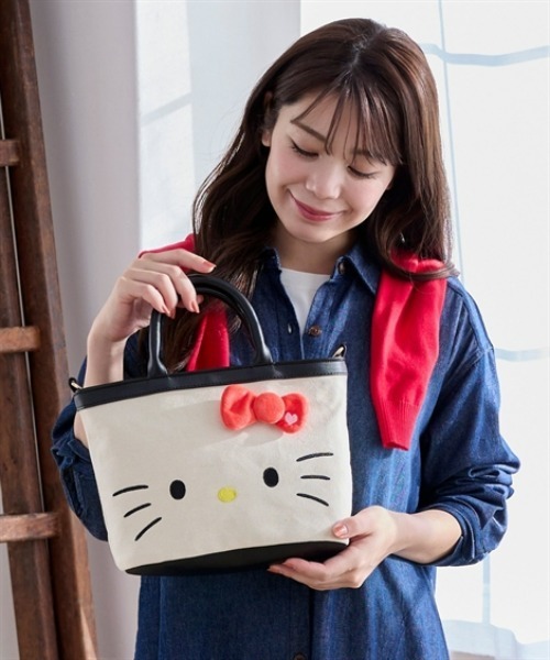 nissen（ニッセン）の「サンリオキャラクターズ　１１ポケットキャンバス２WAYトートバッグ（トートバッグ・レディース・ホワイト系/ブラック系・FREE）」の3枚目の写真