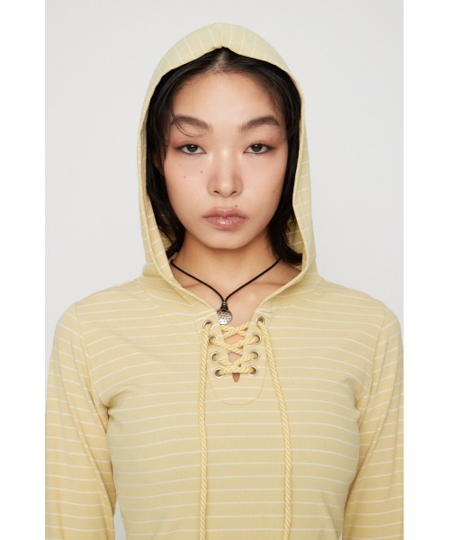 LAGUA GEM(ラグアジェム)の「LACE UP HOODIE トップス(パーカー・レディース・グレー/ライトイエロー/ブラック・FREE)」の19枚目の写真