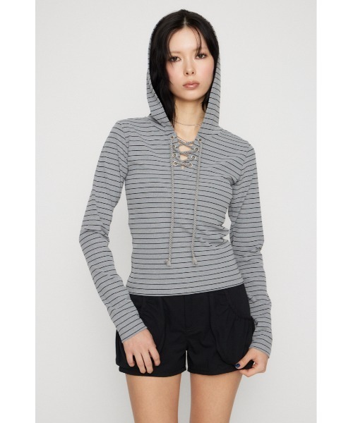 LAGUA GEM(ラグアジェム)の「LACE UP HOODIE トップス(パーカー・レディース・グレー/ライトイエロー/ブラック・FREE)」の10枚目の写真