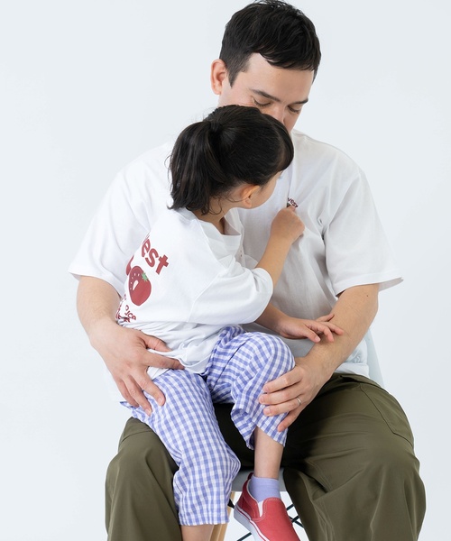 and D. petit main（アンドディープティマイン）の「【親子リンク】【365D.】DINER半袖Tシャツ（Tシャツ/カットソー・キッズ・イエロー/グリーン/ブルー/ホワイト/ライトグレー・90cm/140cm/130cm/120cm/100cm/110cm）」の12枚目の写真
