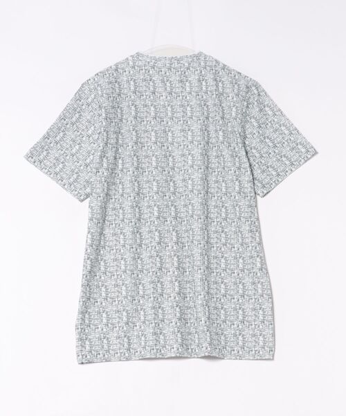 TAKA-Q（タカキュー）の「【ストレッチ メッシュ 軽量】タカキュー かすれプリント クルーネック 半袖 Tシャツ（Tシャツ/カットソー・メンズ・ライトグレー/ホワイト×ブラック・MEDIUM/LARGE/X-LARGE）」の3枚目の写真