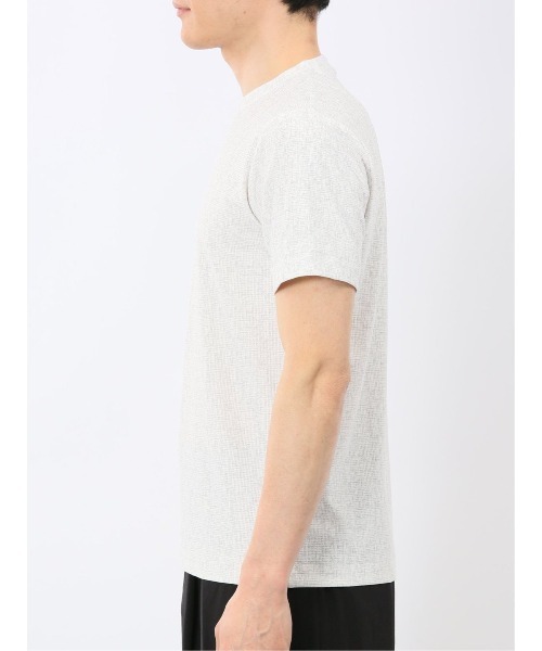 TAKA-Q（タカキュー）の「【ストレッチ メッシュ 軽量】タカキュー かすれプリント クルーネック 半袖 Tシャツ（Tシャツ/カットソー・メンズ・ライトグレー/ホワイト×ブラック・MEDIUM/LARGE/X-LARGE）」の21枚目の写真