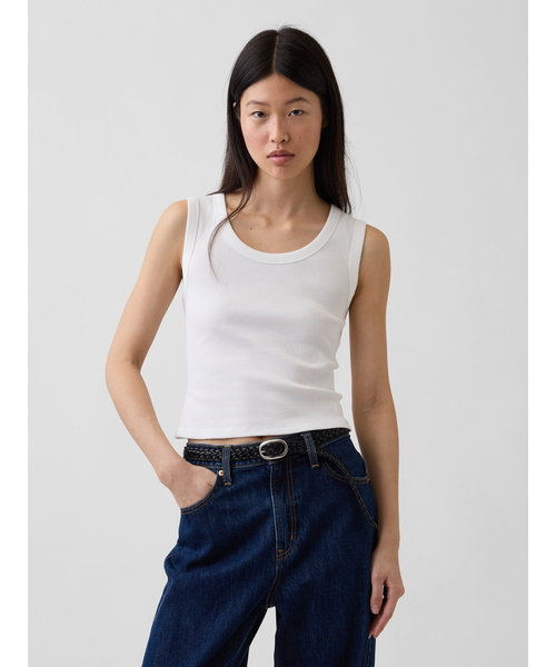GAP(ギャップ)の「Gapロゴ入り リブ クロップド スクープネック タンクトップ(タンクトップ・レディース・ブラック/ベージュ/ブルー/ホワイト・XXS/XL/L/M/S/XS)」の2枚目の写真