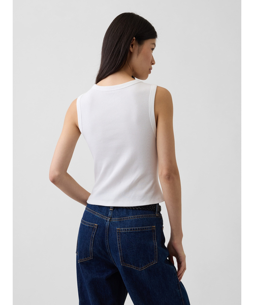 GAP(ギャップ)の「Gapロゴ入り リブ クロップド スクープネック タンクトップ(タンクトップ・レディース・ブラック/ベージュ/ブルー/ホワイト・XXS/XL/L/M/S/XS)」の13枚目の写真