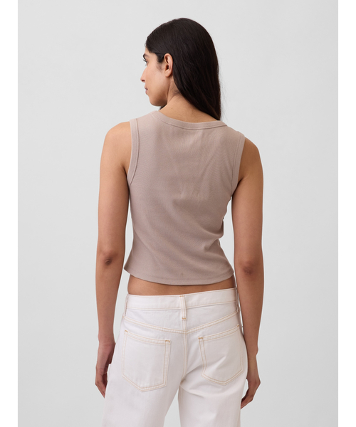 GAP(ギャップ)の「Gapロゴ入り リブ クロップド スクープネック タンクトップ(タンクトップ・レディース・ブラック/ベージュ/ブルー/ホワイト・XXS/XL/L/M/S/XS)」の14枚目の写真