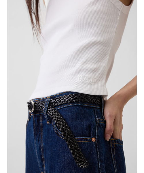 GAP(ギャップ)の「Gapロゴ入り リブ クロップド スクープネック タンクトップ(タンクトップ・レディース・ブラック/ベージュ/ブルー/ホワイト・XXS/XL/L/M/S/XS)」の16枚目の写真