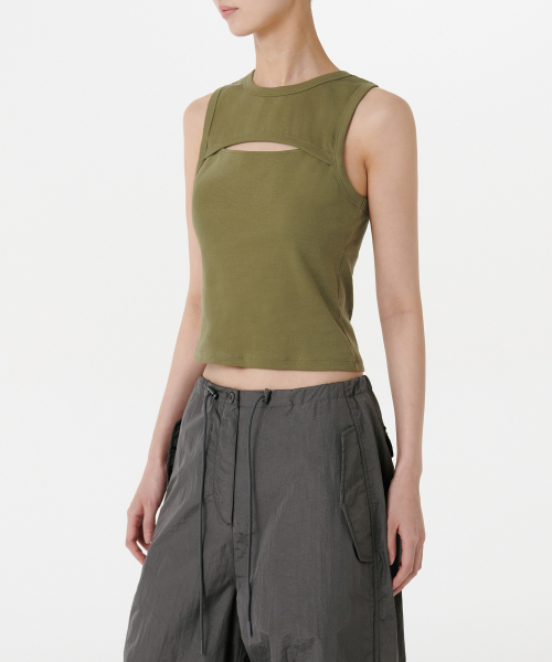MUSINSA STANDARD WOMAN（ムシンサスタンダードウーマン）の「ウィメンズフロントカットアウトタンクトップ[ライトモス]（Tシャツ/カットソー・レディース・その他・MEDIUM/LARGE/X-SMALL/SMALL）」の5枚目の写真