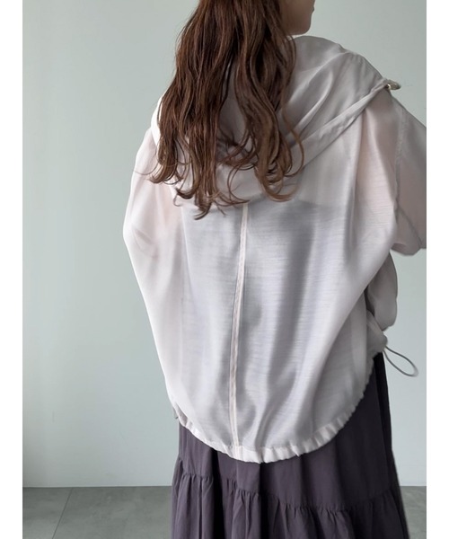 Te chichi(テチチ)の「ショートシアーブルゾン《フード付き》【新色追加】(ブルゾン・レディース・グレー/チャコールグレー/ネイビー/ブラック/カーキ・F)」の16枚目の写真