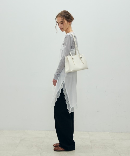 Aunue（オーヌ）の「【500ml収納可能】バックルスクエアショルダーバッグ（ショルダーバッグ・レディース・ダークブラウン/キャメル/アイボリー・FREE）」の18枚目の写真