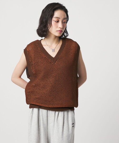 CITEN(シテン)の「<CITEN>メッシュバイカラーニットベスト(ニット/セーター・レディース・ダークブラウン/オフホワイト/ネイビー・FREE)」の2枚目の写真