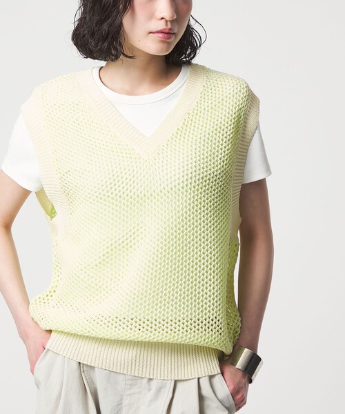 CITEN(シテン)の「<CITEN>メッシュバイカラーニットベスト(ニット/セーター・レディース・ダークブラウン/オフホワイト/ネイビー・FREE)」の9枚目の写真