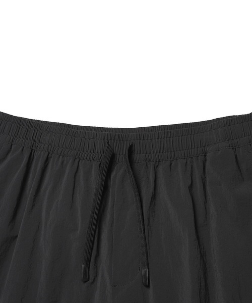 Snow Peak(スノーピーク)の「Snow Peak / Root Cargo Shorts ルート カーゴ ショーツ 海外限定(カーゴパンツ・メンズ・チョコ/カーキ/スミクロ・M/L/XL)」の17枚目の写真