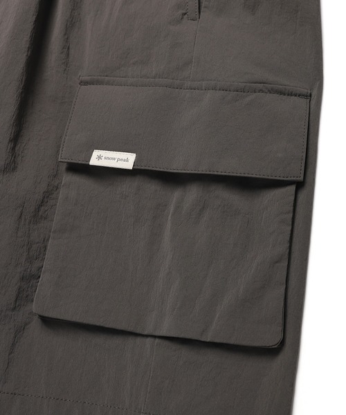 Snow Peak(スノーピーク)の「Snow Peak / Root Cargo Shorts ルート カーゴ ショーツ 海外限定(カーゴパンツ・メンズ・チョコ/カーキ/スミクロ・M/L/XL)」の10枚目の写真