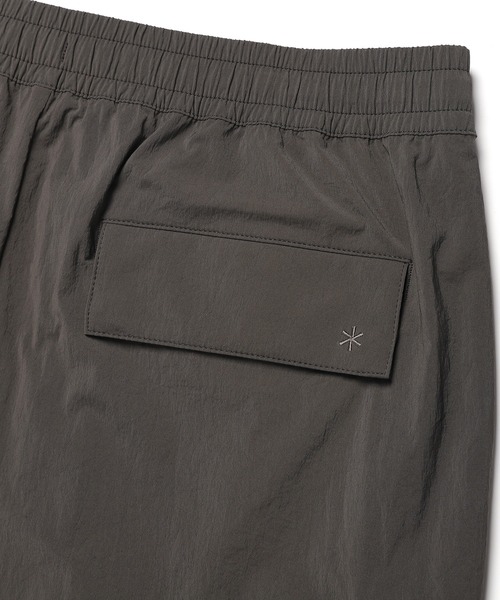 Snow Peak(スノーピーク)の「Snow Peak / Root Cargo Shorts ルート カーゴ ショーツ 海外限定(カーゴパンツ・メンズ・チョコ/カーキ/スミクロ・M/L/XL)」の9枚目の写真