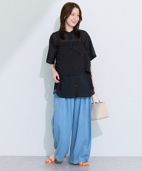 Green Parks(グリーンパークス)の「ライトデニムワイドパンツ(デニムパンツ・レディース・インディゴブルー/ライトインディゴブルー・M/L)」の16枚目の写真