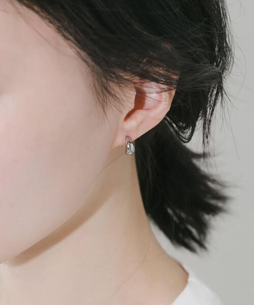 SMELLY(スメリー)の「ステンレス2セットピアス(ピアス(両耳用)・レディース・シルバー/ゴールド・-)」の1枚目の写真