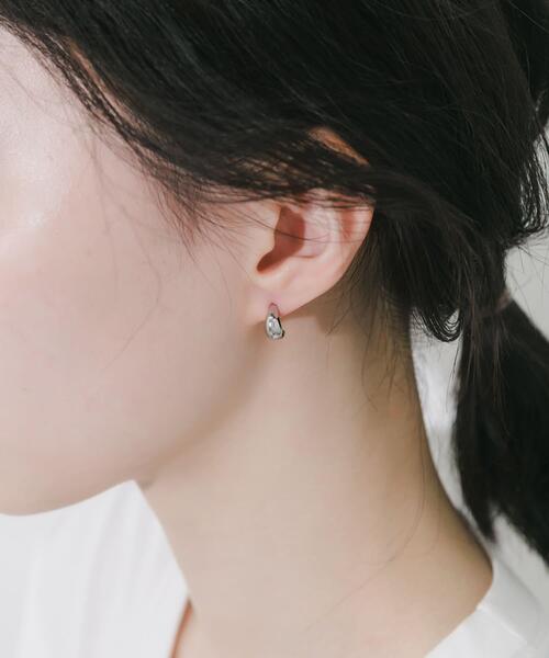 SMELLY(スメリー)の「ステンレス2セットピアス(ピアス(両耳用)・レディース・シルバー/ゴールド・-)」の3枚目の写真