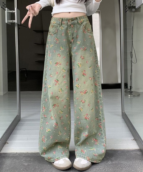 core core(コアコア)の「花柄プリントデニムワイドパンツ(デニムパンツ・レディース・ライトブルー・L/M/S)」の2枚目の写真
