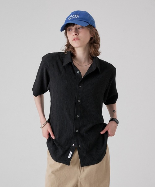 ONCILY(オンシェリー)の「HEART BUTTON CRINKLE HALF SLEEVE SHIRT / ハートボタン楊柳ハーフスリーブシャツ(シャツ/ブラウス・メンズ・オフホワイト/ブルー/ブラック・SMALL/MEDIUM/LARGE)」の21枚目の写真