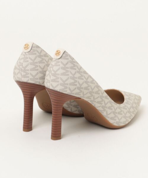 MICHAEL KORS(マイケルコース)の「WILLA パンプス - MKシグネチャー(パンプス・レディース・ホワイト系・7/6.5/6/5.5/8/7.5/5)」の2枚目の写真