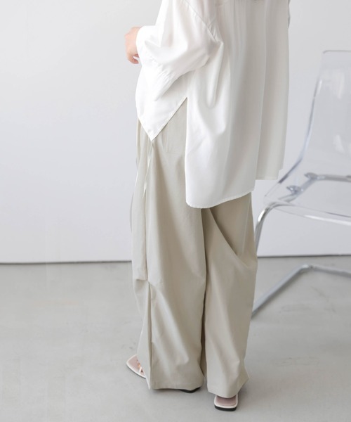 La-gemme（ラジェム）の「タックワイドカーブシルエットパンツ（その他パンツ・レディース・ブラック/ベージュ系その他/ベージュ・L/M）」の9枚目の写真