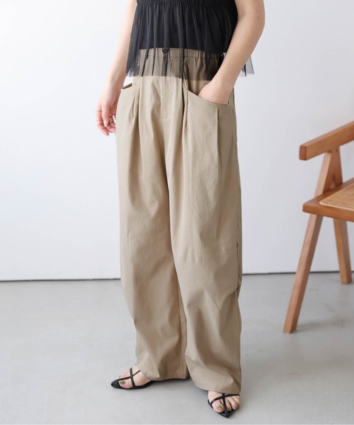 La-gemme（ラジェム）の「タックワイドカーブシルエットパンツ（その他パンツ・レディース・ブラック/ベージュ系その他/ベージュ・L/M）」の5枚目の写真