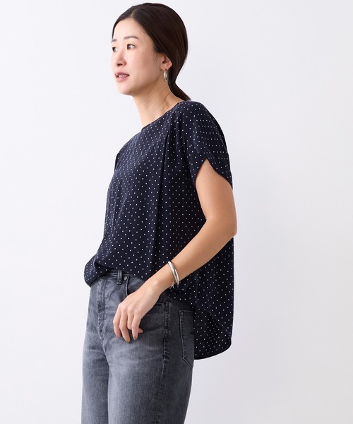 MICA&DEAL（マイカ＆ディール）の「とろみハーフスリーブブラウス〈セットアップ対応〉（シャツ/ブラウス・レディース・ダークグリーン/マルチ/ベージュ・FREE）」の12枚目の写真