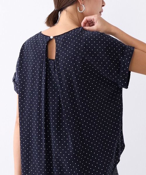 MICA&DEAL（マイカ＆ディール）の「とろみハーフスリーブブラウス〈セットアップ対応〉（シャツ/ブラウス・レディース・ダークグリーン/マルチ/ベージュ・FREE）」の14枚目の写真