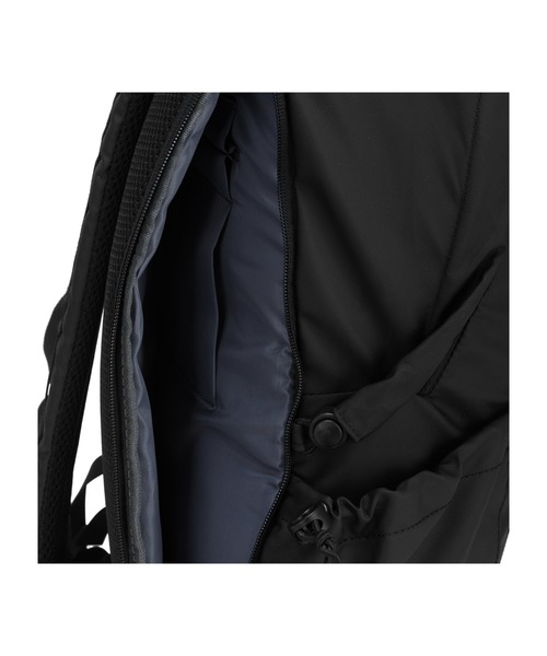 ELLIKER(エリカー)の「【ELLIKER / エリカー】 KILN | キルン フードジップトップバックパック 22L(バックパック/リュック・メンズ・ブルーグレー/ブラック/モカ/サンドベージュ/ネイビー/ライム・FREE)」の20枚目の写真