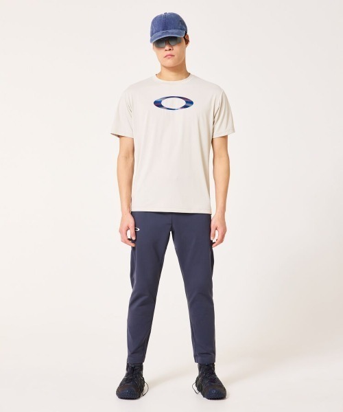OAKLEY(オークリー)の「オークリー IRIDIUM SS TEE 1.0(Tシャツ/カットソー・メンズ・ホワイト/ブラック/サンドグレー・3L/L/M/S/LL)」の11枚目の写真