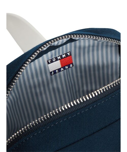 tommy jeans(トミー ジーンズ)の「スポーティミニショルダーバッグ(ショルダーバッグ・メンズ・マルチ・FREE)」の2枚目の写真