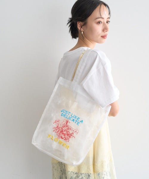 earth music&ecology(アースミュージックアンドエコロジー)の「刺繍シアートートバッグ(トートバッグ・レディース・パープル/ゴールド/オレンジ/ホワイト/シルバー・FREE)」の6枚目の写真