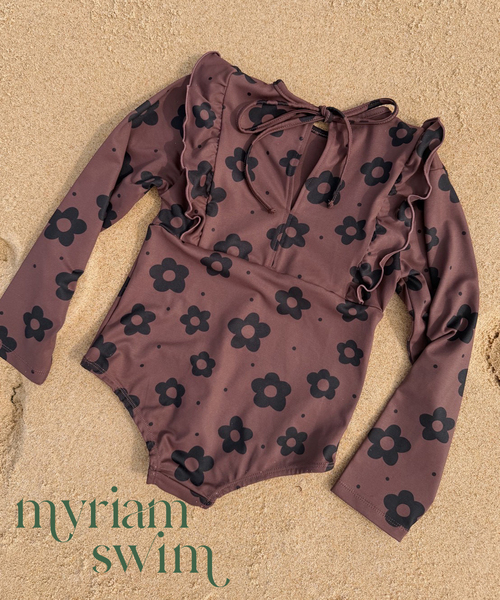 IENA ENFANT(イエナアンファン)の「【myriam swim/ミリアムスイム】 Mini Rashie One Piece(水着・キッズ・ブラウン・LARGE/MEDIUM/SMALL/X-SMALL)」の8枚目の写真